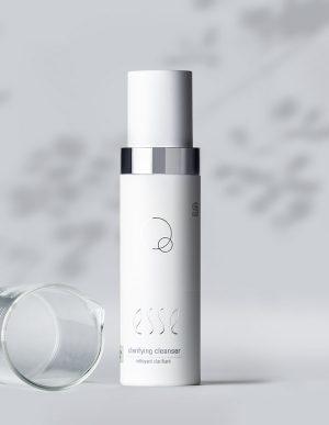CLARIFYING CLEANSER LAYERS