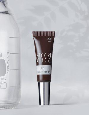 LIP CONDITIONER LAYERS 1