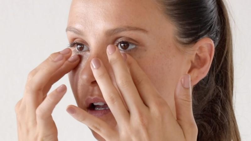 2020 EYE LIP CREAM UNBOXED short