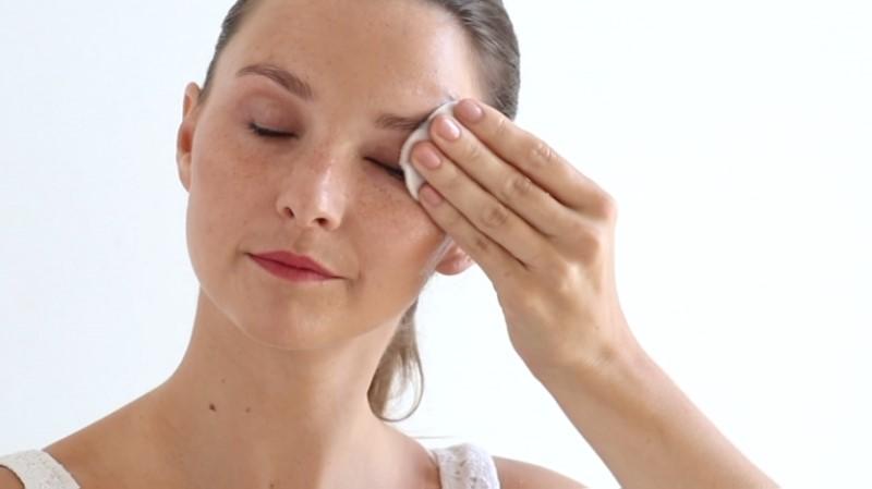 2020 MAKE UP REMOVER UNBOXED