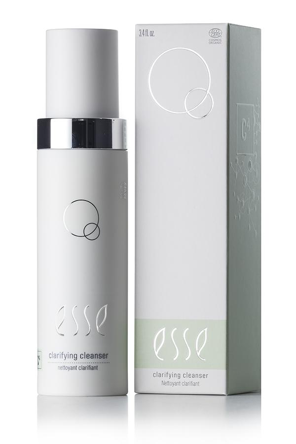 CLARIFYING CLEANSER IMG 2994